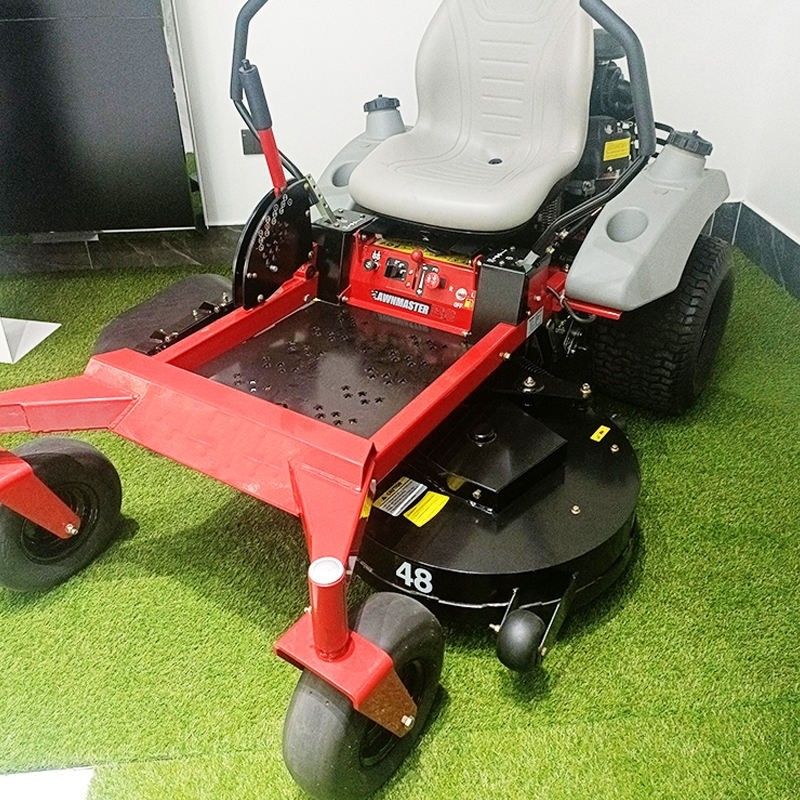 60 بوصة كاواساكي FX751V قصة العشب 42L خزان 14km/H السرعة إلى الأمام 3600r/Min